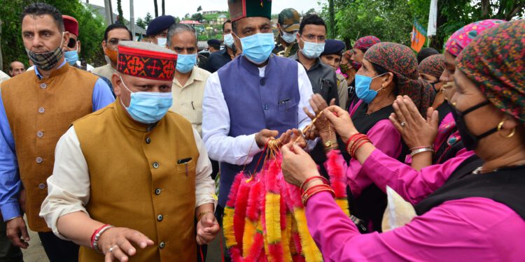 शांत रहने वाले मुख्यमंत्री जयराम ठाकुर ने अपने राजनीतिक विरोधियों पर जमकर बोले हमले