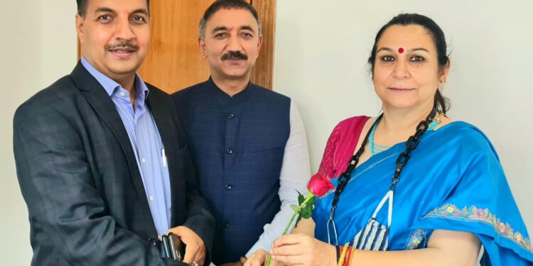 भाजपा महिला मोर्चा 7 अगस्त को मनाएगा हथकरघा दिवस के रूप में  : रश्मिधर सूद