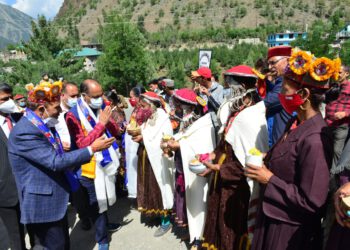 लाहौल घाटी में 407 होम स्टे खोलने के लिए स्वीकृति प्रदान : जयराम ठाकुर