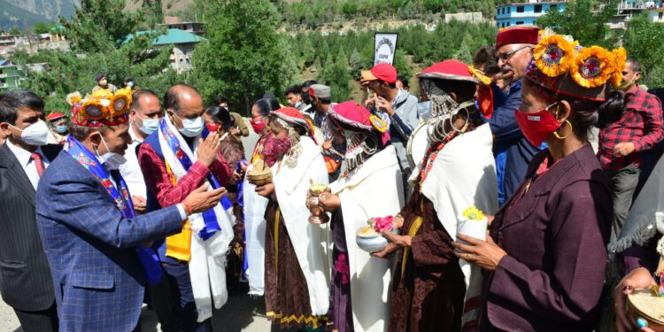 लाहौल घाटी में 407 होम स्टे खोलने के लिए स्वीकृति प्रदान : जयराम ठाकुर