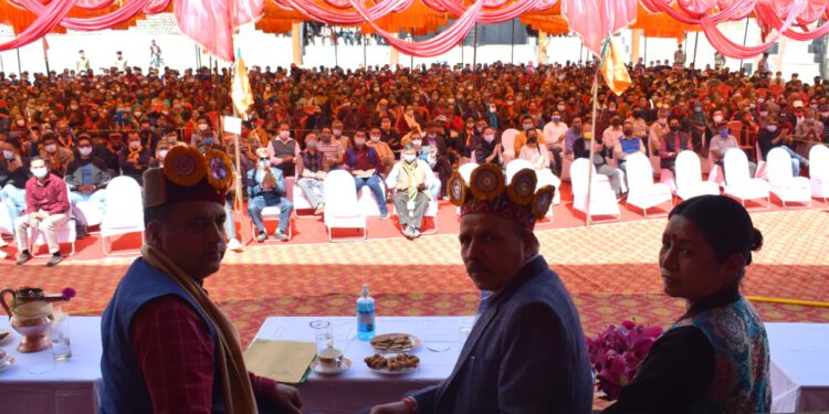 प्रदेश सरकार जनजातीय क्षेत्रों के समग्र विकास के लिए प्रतिबद्धः मुख्यमंत्री