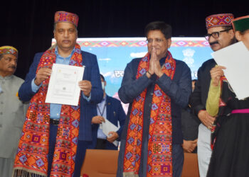 कुल्लू में स्थापित होगा बुनकर सेवा व डिजाइन रिसोर्स केन्द्रः पीयूष गोयल