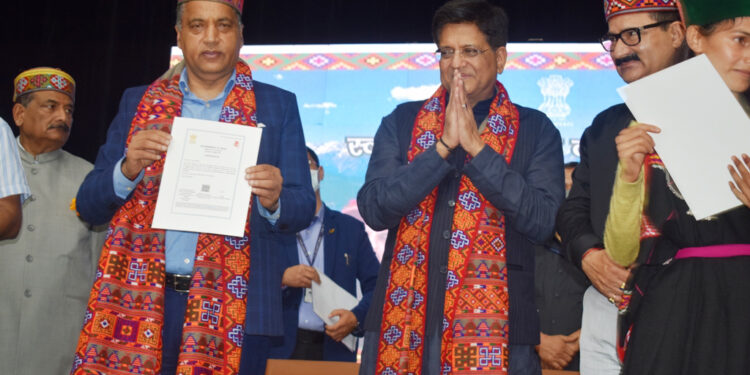 कुल्लू में स्थापित होगा बुनकर सेवा व डिजाइन रिसोर्स केन्द्रः पीयूष गोयल