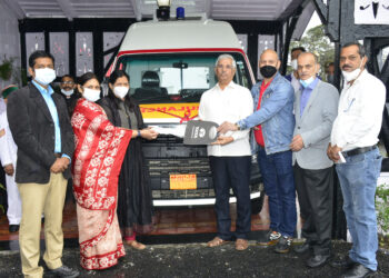 राज्यपाल को एसजेवीएनएल फाउंडेशन ने प्रदान की एम्बुलेंस