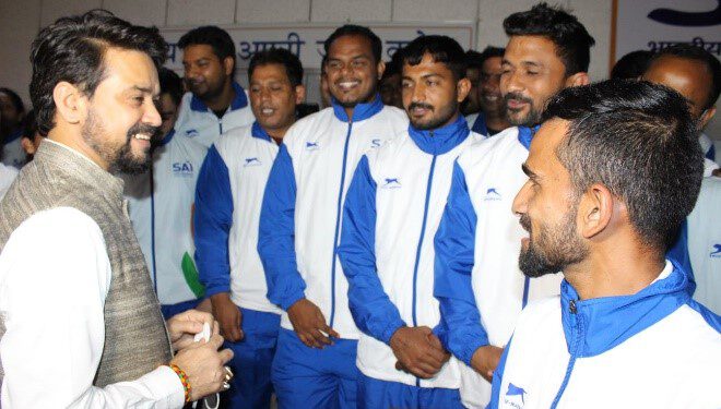 भारतीय खेलों का भविष्य प्रशिक्षकों के हाथों में : अनुराग ठाकुर