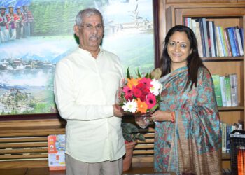 डेजी ठाकुर ने की राज्यपाल से भेंट