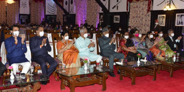 राष्ट्रपति के सम्मान में सांस्कृतिक कार्यक्रम और रात्रि भोज का आयोजन