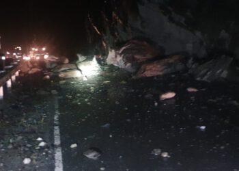 बारिश का कहर : शोघी-शिमला हाईवे पर   चलते वाहन पर गिरी चट्टान, दो घायलों को उपचार के लिए आईजीएमसी ले जाया गया : देखें कौन-कौन सी सडक़ें हुई है अवरूद्ध