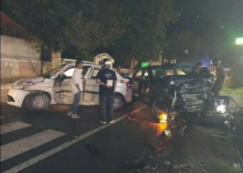 मनाली एनएच-3 पर दो वाहनों में टक्कर