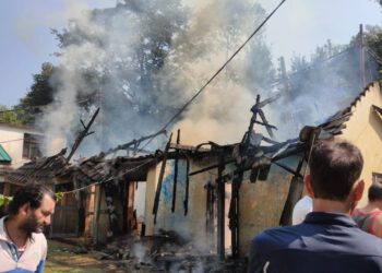 मंडी : भीषण अग्निकांड में लाखों की संपत्ति स्वाहा