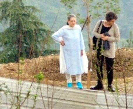 पंजाब की राजनीतिक उठापठक से राहत के लिए सोनिया गांधी पहुंची शिमला, हिमाचल कांग्रेस में हलचल हुई तेज