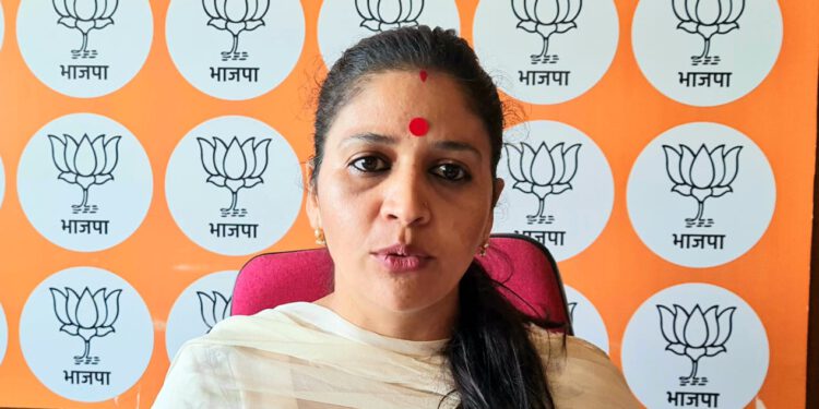 सीएम बनने के ख्वाब देख बहक चुके हैं विक्रमादित्यः कुसुम सदरेट