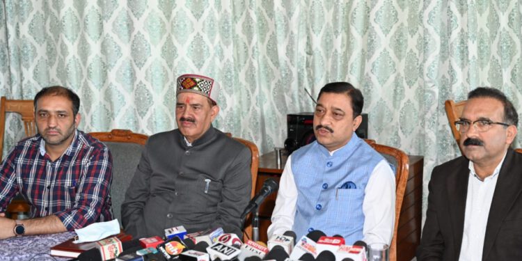 वीरभद्र सिंह देशभक्त थे , हमें यकीन है कि वो आज होते तो कन्हैया कुमार जैसे शख्स को हिमाचल की धरती पर पांव नहीं रखने देते : कश्यप