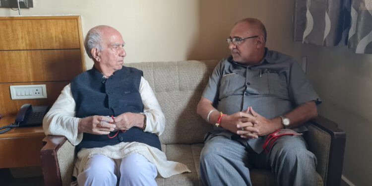 एक विधायक होता है जनता का वकील : शांता कुमार,… कहा अपने क्षेत्र के मुद्दों को सरकार के समक्ष कैसे रखना है उसको लेकर चिंचित रहता है