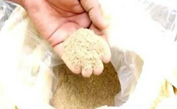 छापेमारी के दौरान ढाबे से 14.400 किलोग्राम चूरा-पोस्त बरामद