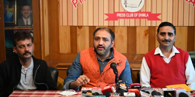 सुधीर बताएं 250 करोड़ के धर्मशाला-मैक्लोडगंज रोपवे का क्या हुआ: करण