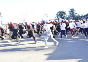 राज्यपाल ने दिखाई ‘रन फॉर यूनिटी़’ को हरी झण्डी