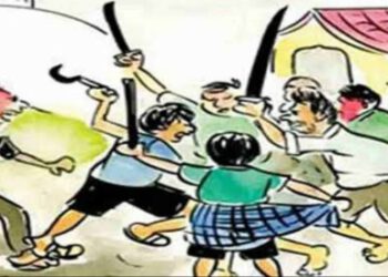 ऊना : जमीनी विवाद को लेकर तीन युवकों ने परिवार को पीटा