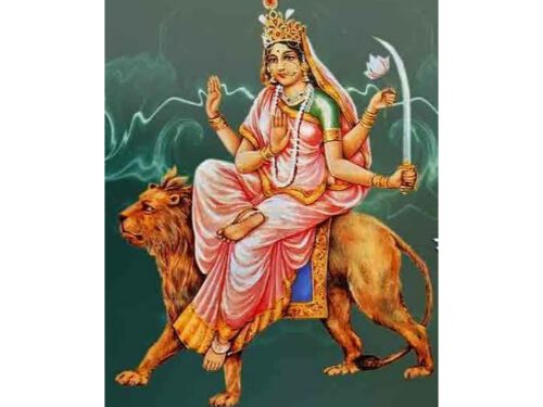 नवरात्रि : आज छठे दिन होती है माता के कात्यायनी स्वरूप की पूजा ; जाने पूजा की विधि व मां कात्यायनी की पौराणिक कथा……