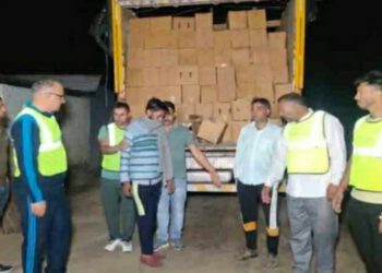 देसी शराब की 900 पेटी बरामद, फर्जी परमिट के…