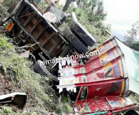 ज्यूरी में ट्रक दुर्घनाग्रस्त, करसोग के चालक की मौत…..