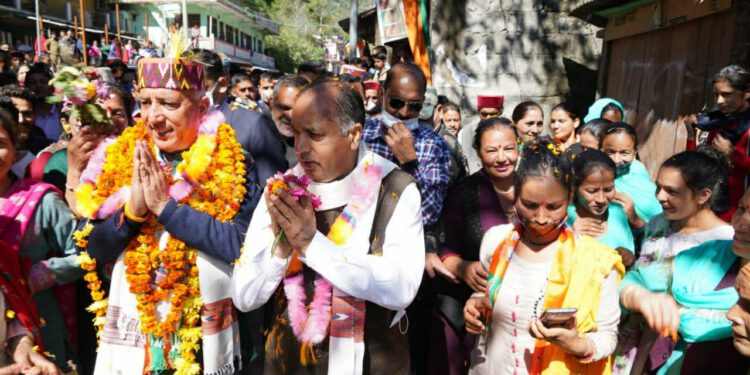 कांग्रेस के निजी हमलों से आहत ब्रिगेडियर बोले- ईमानदारी मेरी सबसे बड़ी पूंजी