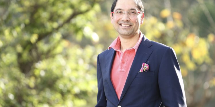प्रोफेसर अतुल खोसला ने शूलिनी यूनिवर्सिटी के वाइस चांसलर का पदभार संभाला