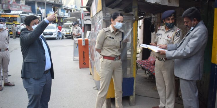 मुख्य निर्वाचन अधिकारी सी. पालरासु ने जुब्बल कोटखाई निर्वाचन क्षेत्र में उप-चुनावों की तैयारियों का जायजा लिया, दिए ये दिशा निर्देश
