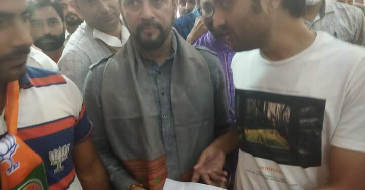 चुनावों में 40 हजार आउटसोर्स कर्मचारियों की अनदेखी कहीं भारी न पड़ जाए- शैलेन्द्र शर्मा