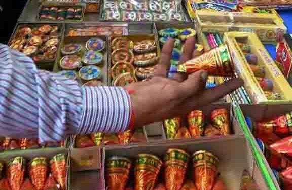 शिमला में इन स्थानों पर होगी पटाखों की बिक्री, डीसी शिमला ने स्थान किये चिन्हित