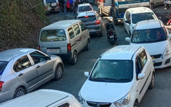 चेतावनी : टुटू क्षेत्र में ट्रैफिक जाम से लेकर लोगों की समस्या का समाधान नहीं किया तो सड़कों पर उतरेगी नागरिक सभा…जानिए कितने दिन का दिया समय