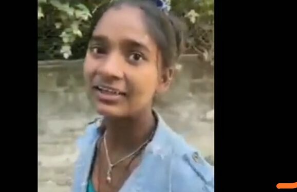 भीख मांगने वाली लड़की ने सीने अभिनेता अनुपम खेर के साथ फर्राटेदार अंग्रेजी में की बात, सुन कर आप भी हैरान हो जाएंगे, ये लड़की कभी स्कूल नहीं गई है। देखें अनुपम खेर ने कैसे की इस लड़की की सहायता….. @viral video