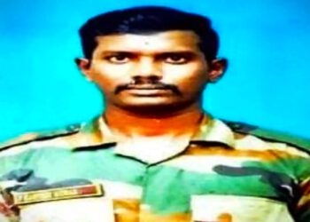 सड़क बहाल करते भूस्खलन की चपेट में आने से जवान की मौत, संसारी-किलाड़ सड़क पर हुआ ये दर्दनाक सड़क हादसा