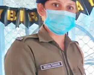 महिला पुलिस कॉन्स्टेबल बीना ठाकुर ने दिया ईमानदारी का परिचय