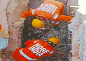 परवाणू में एक भवन के निचे दबे कामगार का शव बरामद, देर रात तक चला रेस्क्यू ऑपरेशन