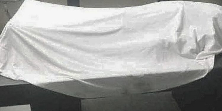 नहर में तैरता हुआ मिला एक व्यक्ति का शव…..