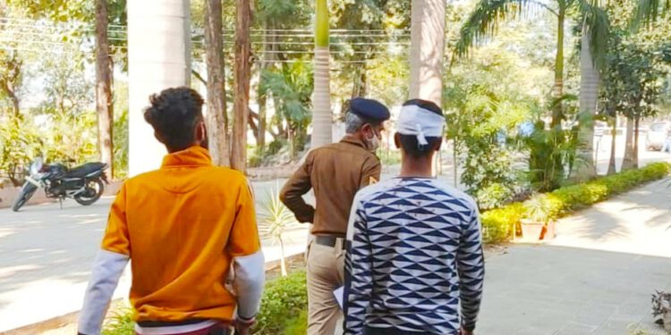 ऊना कॉलेज में खूनी संघर्ष, 4 छात्र घायल….