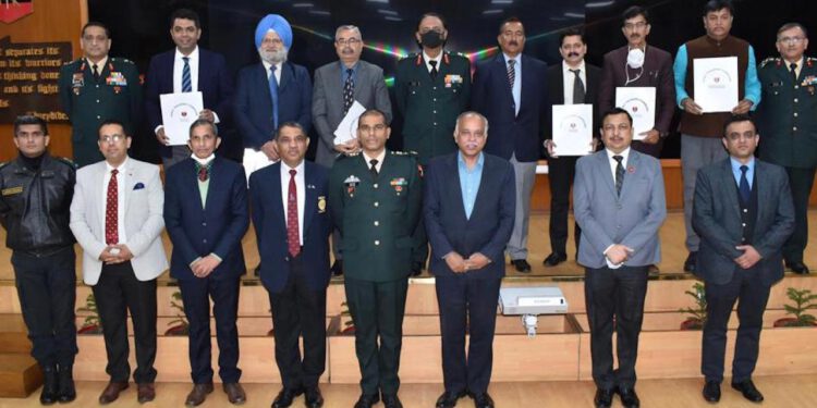 सेना ने निजी यूनिवर्सिटीयों के साथ सैन्य कर्मियों के लिए विभिन्न कोर्सेज की सुविधा के लिए एमओयू पर हस्ताक्षर किए