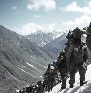 कांगड़ा जिले के कुंडली दर्रा में लापता दो पर्वतारोहियों को तलाशने के लिए सरकार ने लगाई रक्षा मंत्रालय से मदद की गुहार….