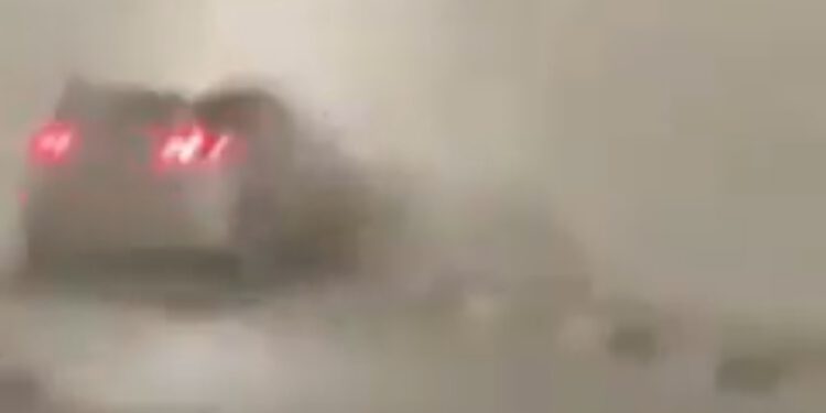 अटल टनल रोहतांग में तेज रफ्तार कार दुर्घटनाग्रस्त, देखिए लाइव वायरल वीडियो…. पुलिस ने किया भारी भरकम जुर्माना