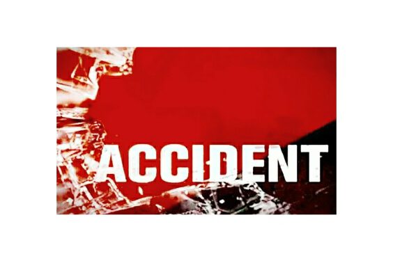 बारातियों की कार गिरी खाई में, एक की मौत तीन घायल