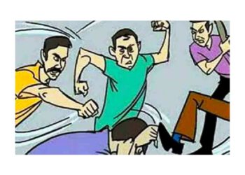 दो गुटों के बीच हुई खूनी झड़प में दो जख्मी, 10 लोगों पर मामला दर्ज