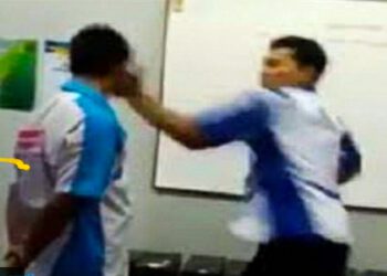 छात्र ने शिक्षक को जड़ा  थप्पड़, क्या था माजरा – पढ़े पूरी खबर