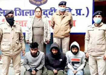 स्नेचिंग के तीन आरोपी गिरफ्तार