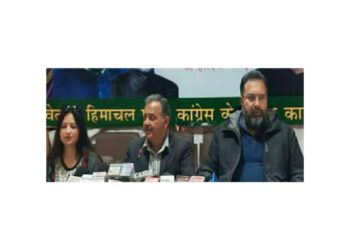 जश्न से पहले चार साल का हिसाब किताब दे सरकार: नरेश चौहान