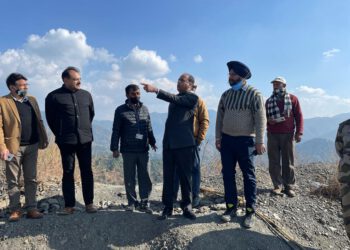 मुख्यमंत्री ने जुब्बड़हट्टी हवाई अड्डे के विस्तार कार्य की प्रगति का निरीक्षण किया