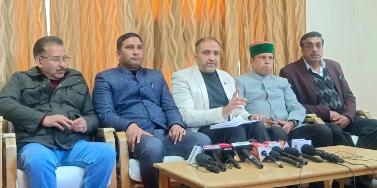 हिमाचल में कांग्रेस सरकार बनने के बाद से आनन फानन जैसी स्थिति: नंदा