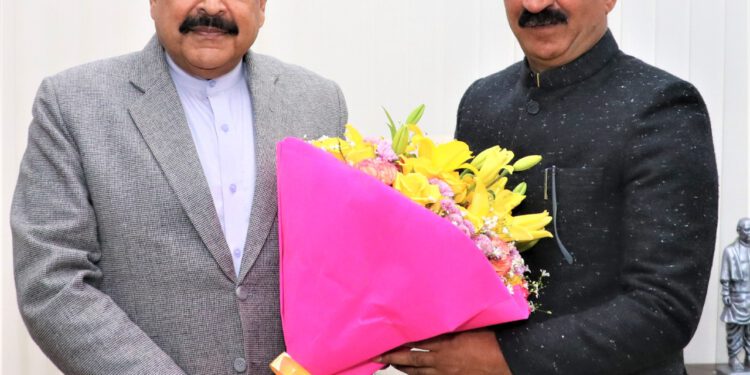 मुख्यमंत्री ने केंद्र से प्रदेश में मौसम वेधशालाएं स्थापित करने का आग्रह किया