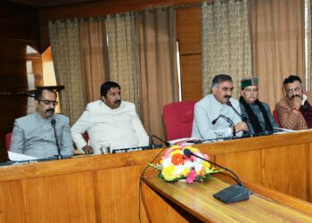 व्यवस्था परिवर्तन के लिए सभी के सुझावों का स्वागत: मुख्यमंत्री