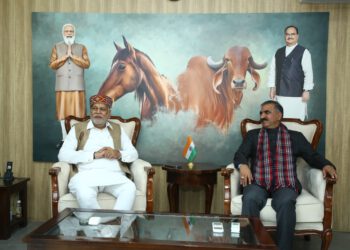 राज्य में दुग्ध संग्रहण के लिए शंकुल स्तर पर स्थापित होंगे चिलिंग प्वाइंट्स: मुख्यमंत्री